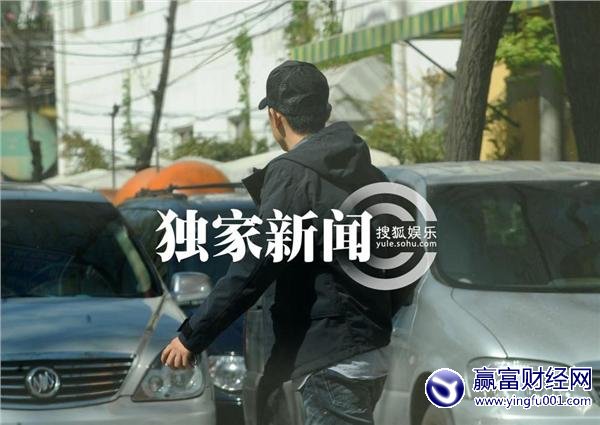 ����Լ�Ѻ�����衰�ӵ��� �շ�Ա��׷Ҫͣ����(5)