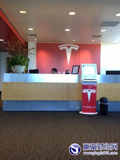 ̽Teslaܲʼ޶칫 Աнˮ(3)