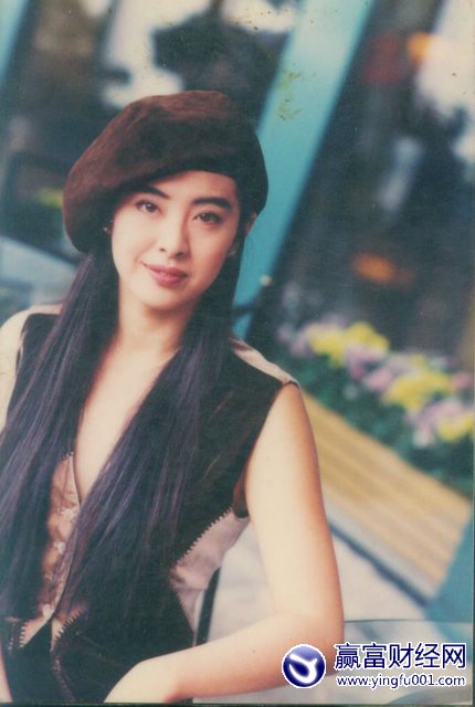 �������ط���۲ұ�����������������Ů�����(7)