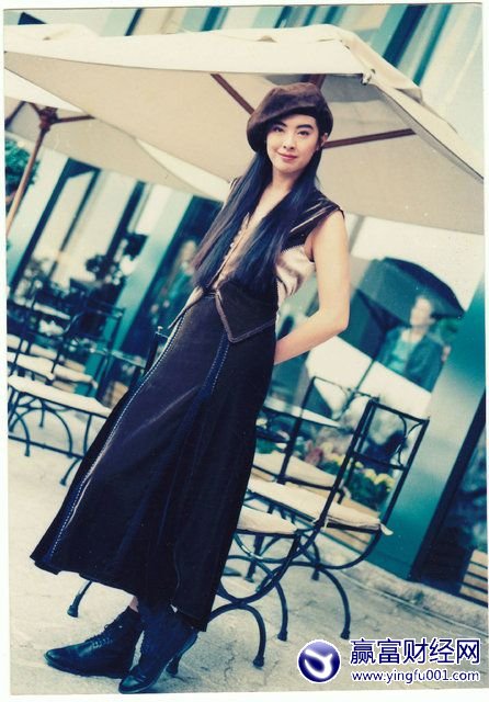 �������ط���۲ұ�����������������Ů�����(10)