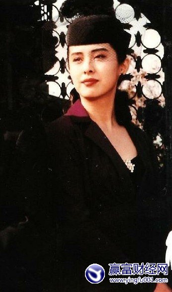 �������ط���۲ұ�����������������Ů�����(18)